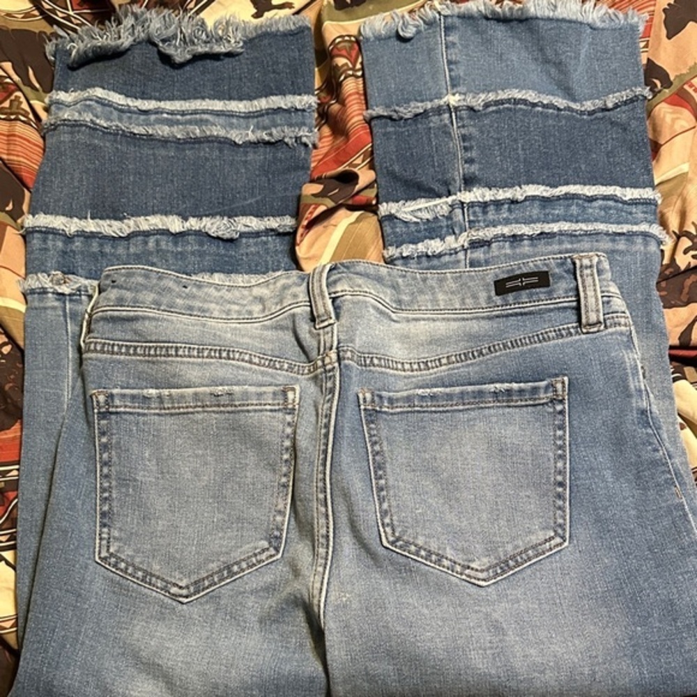 106. Liverpool Light Blue Flare & Wide Leg Jeans